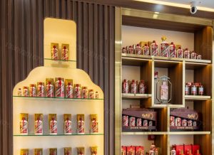 烟酒货柜定制厂家,烟酒店展柜定制完成案例展示