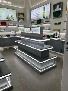 化妆品店展柜设计方案