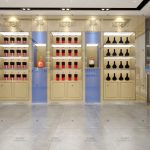 烟酒展示柜定制：提升专卖店形象的最佳选择